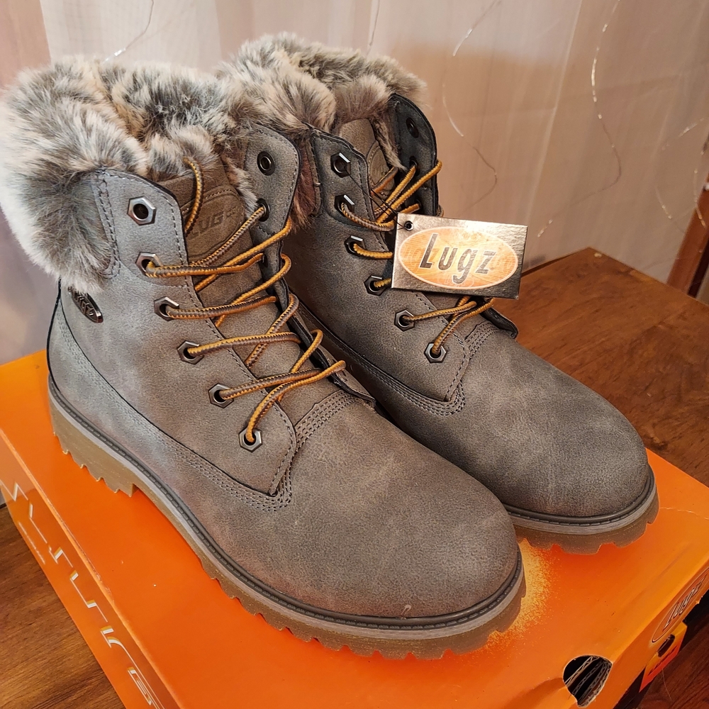 Lugz Women's Gray Fur-Lined Boots